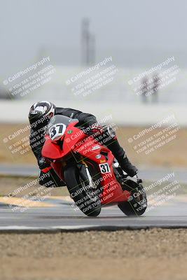 media/Mar-15-2024-Apex Assassins-CVMA (Fri) [[54f5cf1734]]/Racer 2/Session 3/